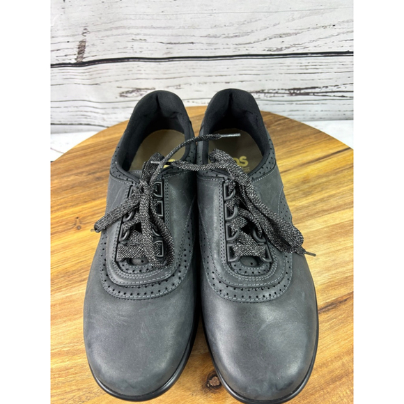 Women's SAS Black Leather Lace-Up Sneakers Size 7 - Picture 2 of 13